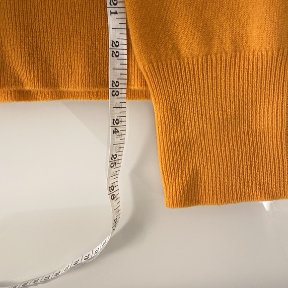 New J.crew cashmere sweater - Picture 5 of 5